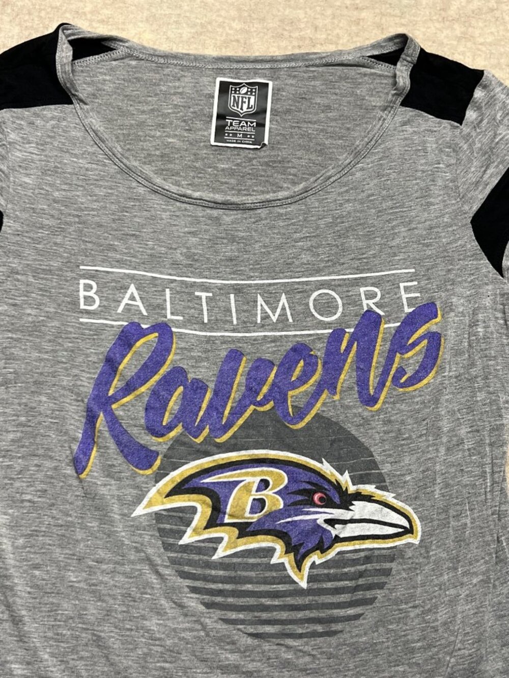 NFL Team Apparel Baltimore Ravens Lightweight Short Sleeve T-Shirt Graphic Tee M - Picture 2 of 8
